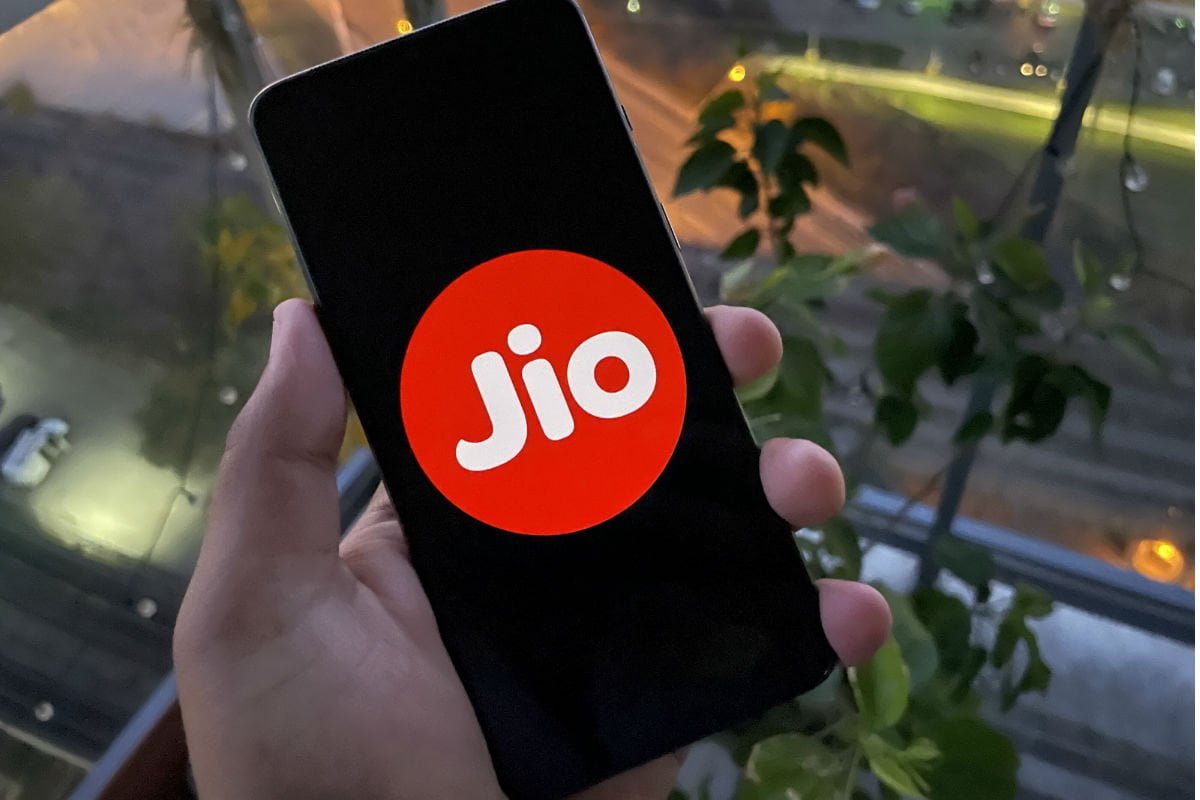 Jio -How it grows